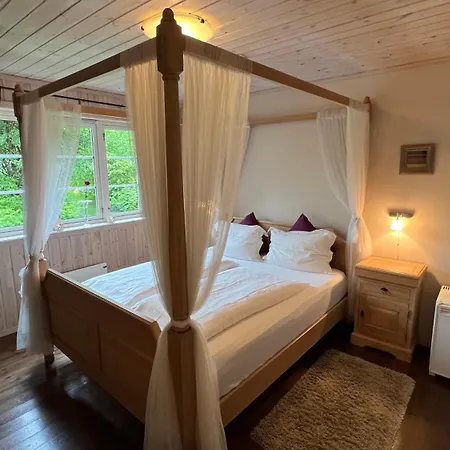 Dalen Bed & Breakfast 달렌